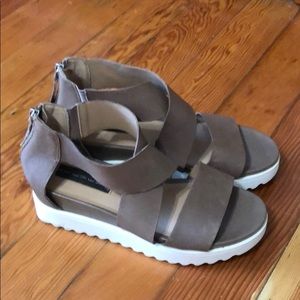 Tan Steve Madden platform sandals